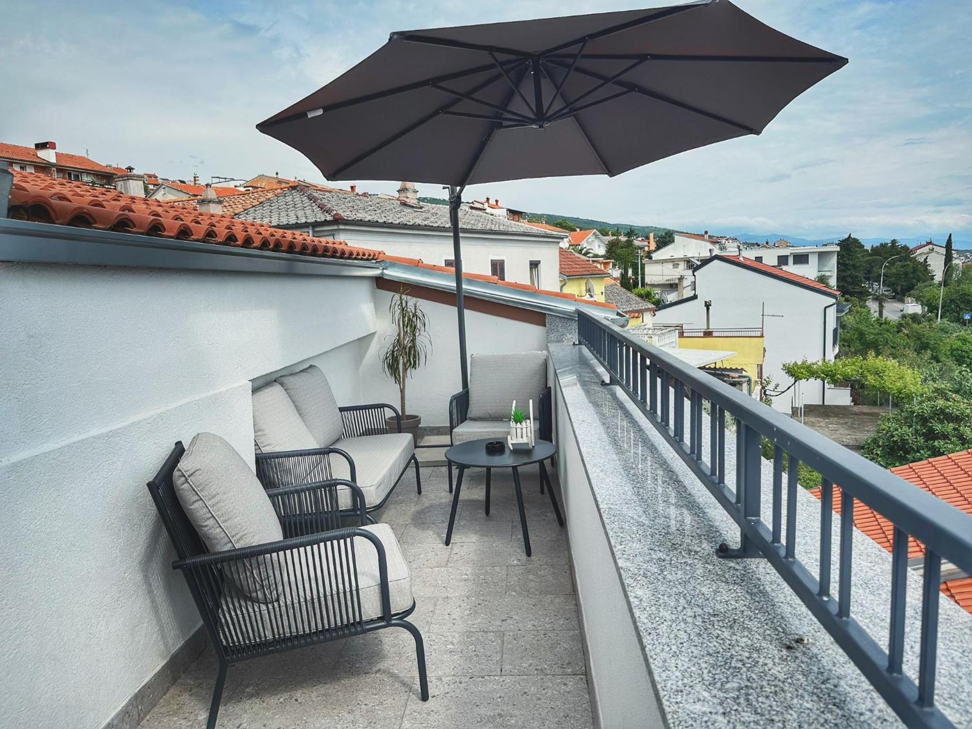 Knezevic Apartments Crikvenica Eksteriør bilde